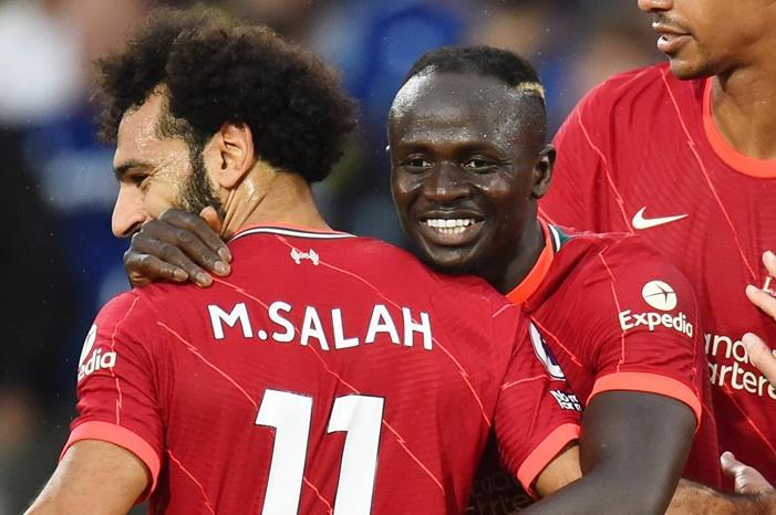 انتهاء خلاف محمد صلاح وساديو ماني على تسجيل الأهداف في ليفربول salah-mane