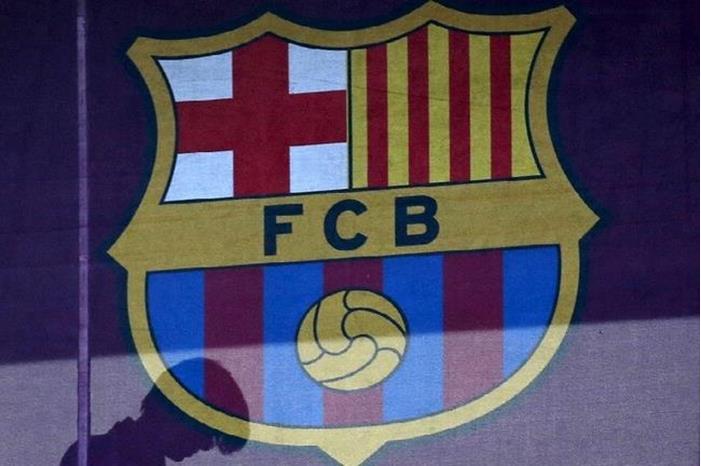 برشلونة يضع عينه على نجم مغربي 6167d4a14c59b72590114292