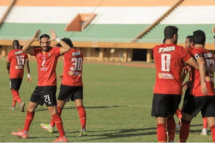 الأهلي يطالب بحضور 10 آلاف مشجعًا في موقعة الحرس الوطني ali