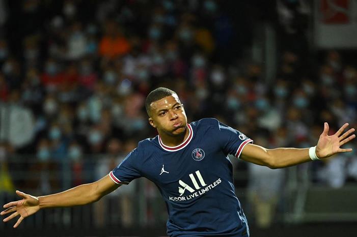 ebc07504-160e-43db-b825-8c037e3bc66b