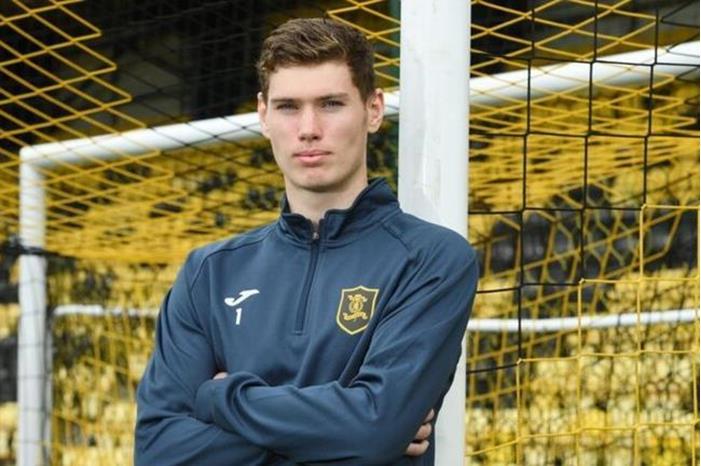 إصابة باردن حارس نوريتش بمرض السرطان  616d59fa42360401ef158c0a