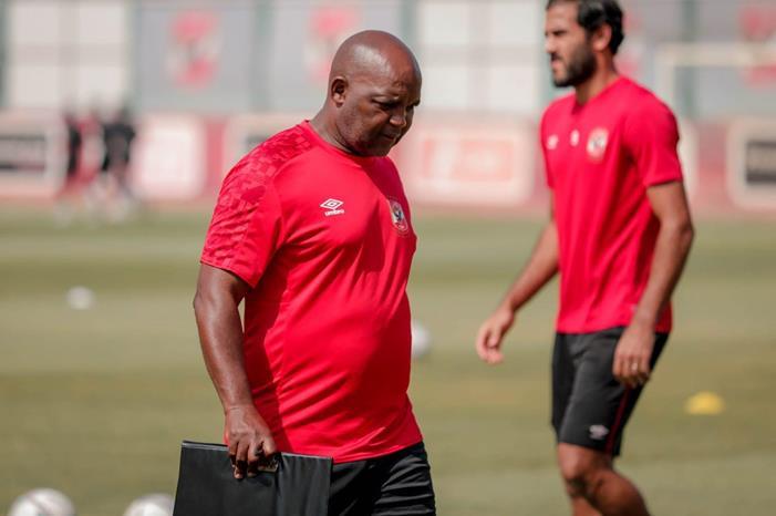 موسيماني ينفي وجود وكيل له في مصر موسيماني-4-1600x1000