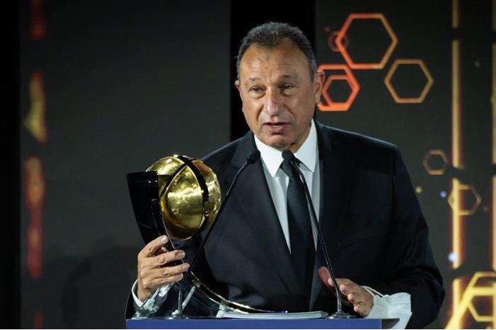 محمود الخطيب يقدم أوراق ترشحه لرئاسة الأهلي محمود-الخطيب