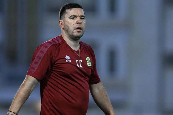 مباراة الاتحاد ضد الهلال ستحسم مصير المدرب كوزمين كونترا kozmen