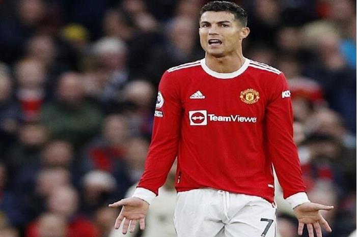 بالفيديو .. نجوم ليفربول يشتبكون مع رونالدو بعد قيامه بحركة لا أخلاقية 61766b64423604305d105dab