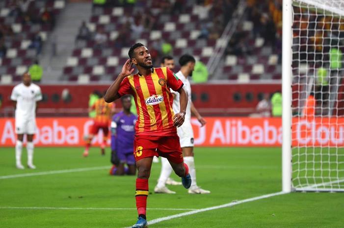 شاهد .. تدخل عنيف من حارس الاتحاد الليبي ضد مهاجم الترجي التونسي EMAKDQaWkAIzYC5