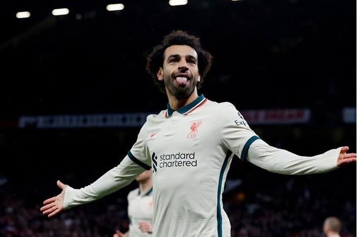 أول تعليق لمحمد صلاح بعد الثلاثية التاريخية 6176b0bb4c59b713e425f272