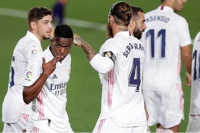 GettyImages-1277624945-1-29