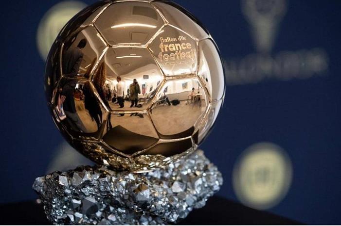 صورة مسرّبة جديدة تكشف الفائز بجائزة الكرة الذهبية fgdkgdfgd3