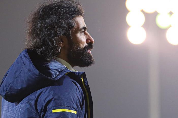 حسين عبدالغني يتقدم باستقالته من منصبه في الجهاز الفني لنادي النصر huss