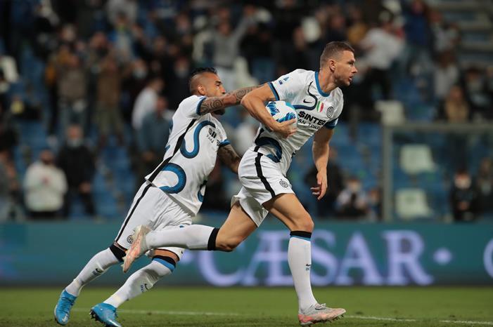 936784-ساسولو-ضد-الإنتر-(5)