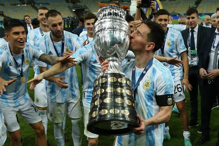 ميسي ينضم اليوم للمنتخب الأرجنتيني استعداداً للباراجواي 188911