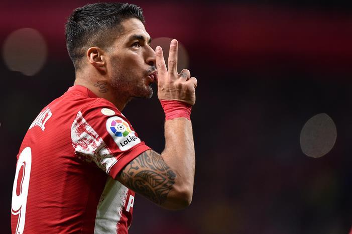 club-atletico-de-madrid-v-fc-barcelona-la-liga-santander