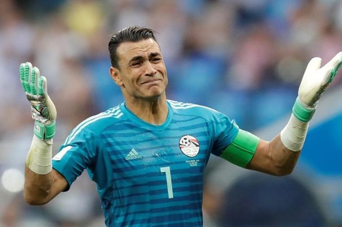 الحضري يوجه رسالة خاصة إلى محمد الشناوي 5f6619c64c59b71e8772850c