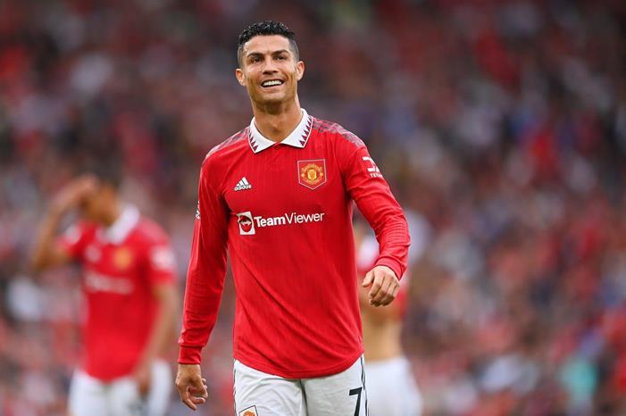 رونالدو بعد وصوله إلى 700 هدف: يا له من رقم! 220949