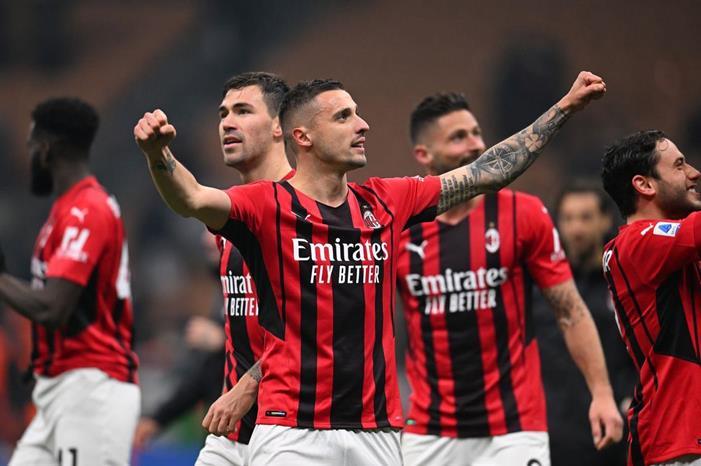 ميلان يخسر نجمه أمام إمبولي ميل