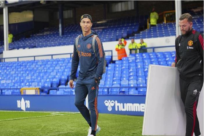 رونالدو يصدر بيانا بعد استبعاده من قائمة مانشستر لمواجهة تشيلسي 6351b1dd4c59b741674fac9f