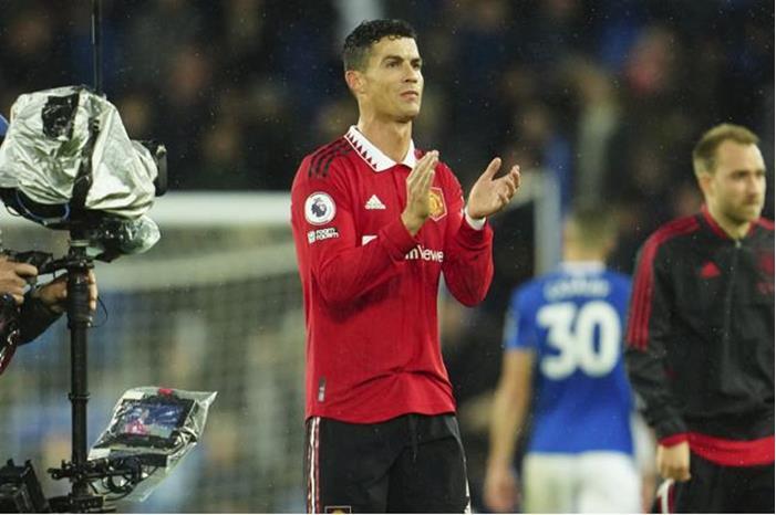 6353be114c59b72f0823c422