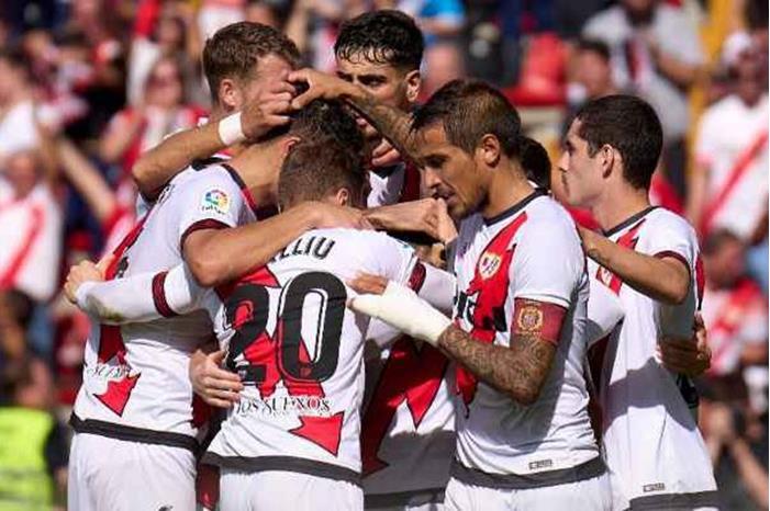 رايو فاليكانو يتفوق على قاديش بالليغا 6850819_1666447078