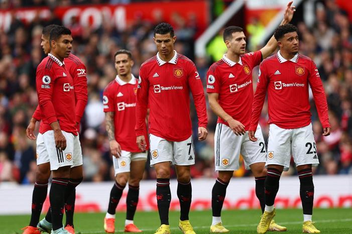 مواجهات قوية .. مواعيد مباريات اليوم الخميس والقنوات الناقلة FfMgY4EXwAMylmq