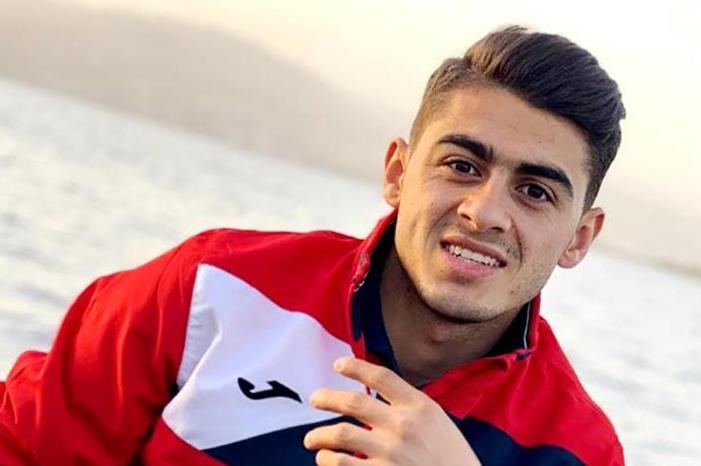 0a03e01abad79e99d3b309795bdb546a-1