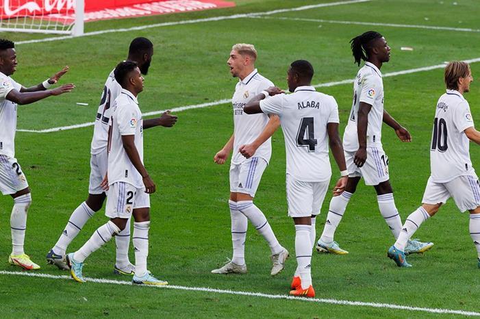 بنزيما خارج حسابات ريال مدريد أمام جيرونا في الدوري الإسباني غداً FgBVjtpXEAACbhb