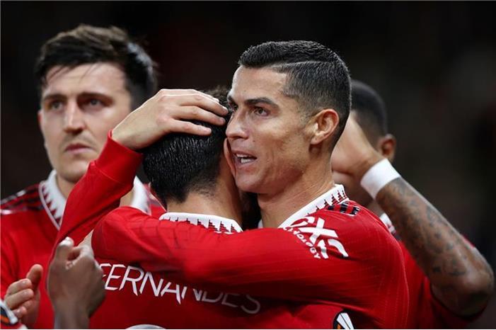 عرض لاستعارة كريستيانو رونالدو large (3)