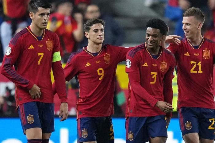 إسبانيا تستضيف إسكتلندا بتصفيات يورو 2024 2