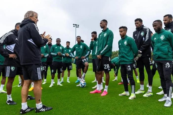 مانشيني يبحث عن فوزه الأول مع السعودية أمام نيجيريا 4