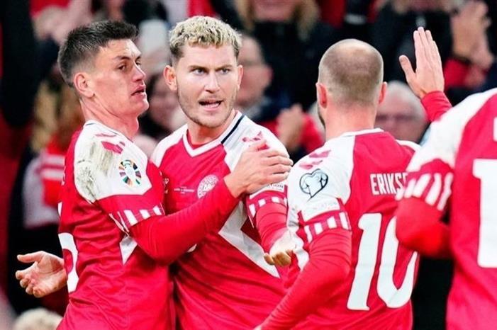 تصفيات يورو 2024.. الدنمارك تهزم كازاخستان بثلاثية 2023101511827333A1