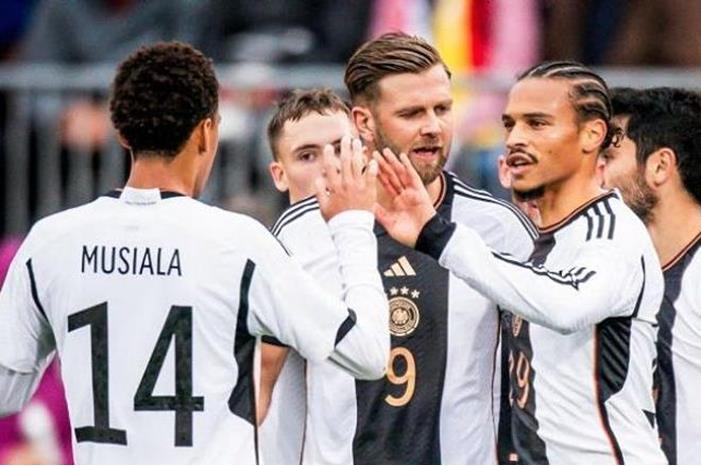 100-181542-nagelsmann-brings-life-back-germany_700x400