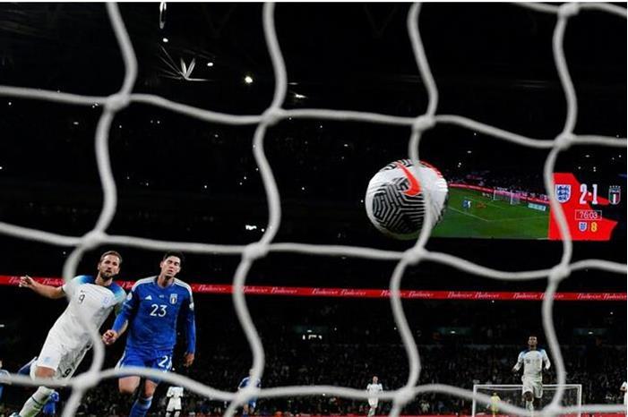 652f7daa4c59b716e704afb7