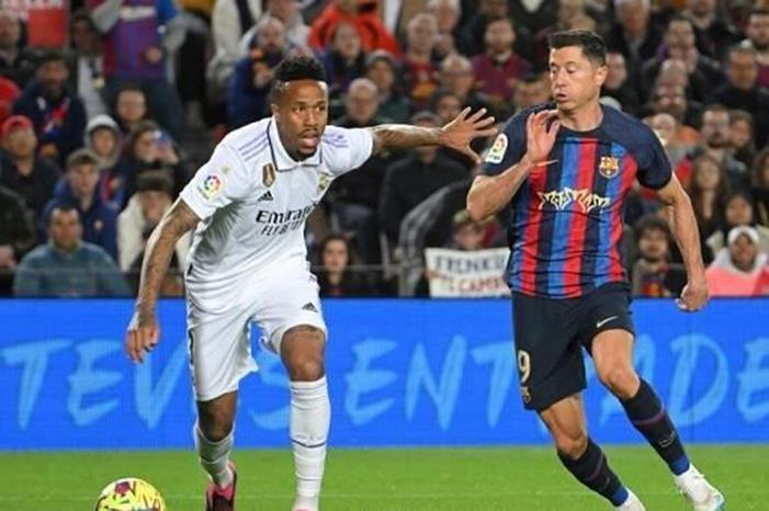 برشلونة يكرر عادة غريبة في الكلاسيكو corr_486_koo_486410