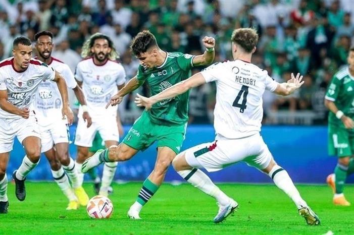 الأهلي يتعثر أمام الاتفاق بالدوري السعودي 202310104753102W4