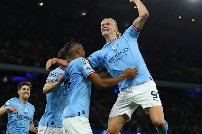 مان سيتي في مهمة سهلة أمام يونج بويز بدوري أبطال أوروبا 1
