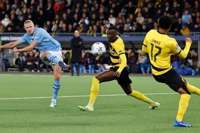 هالاند يقود السيتي للفوز على يانغ بويز بأبطال أوروبا 2023102611212188WB