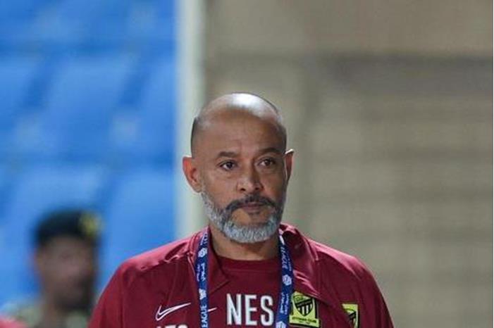 سانتو بعد خسارة ديربي جدة: سنعود أقوى 19228713541695764525