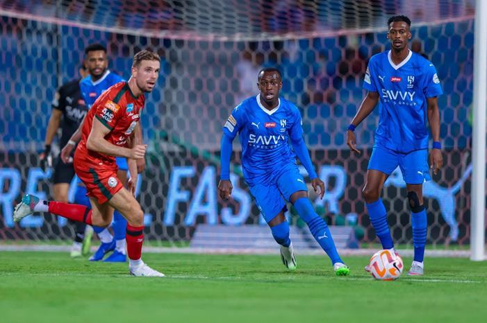 الهلال يواجه الأخدود لإستعادة صدارة الدوري السعودي F4pGw_oXAAAgrbB