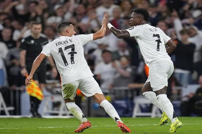 ريال مدريد يعاقب بوروسيا دورتموند بـ"ريمونتادا" ساحقة 6718161842360445767a2ce4