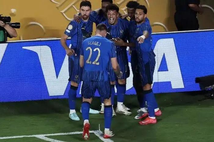 db807cc8-94d2-4bfa-86e9-7fc9b12c6a6f