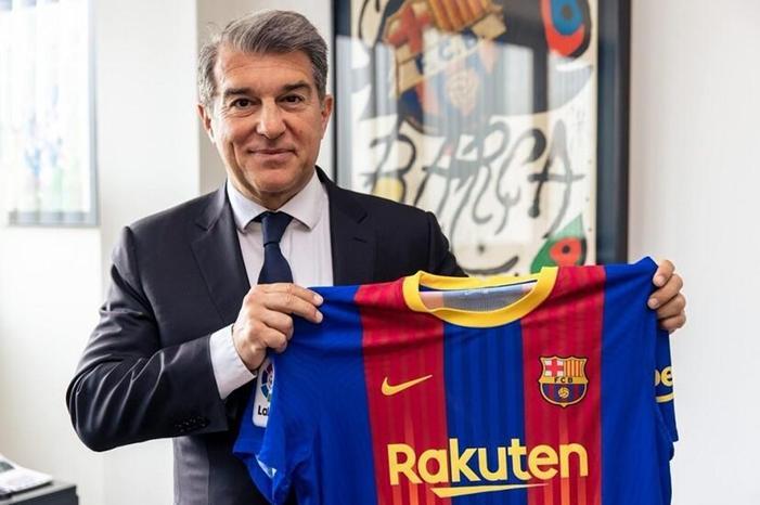 أجواء متوترة.. رئيس نادي برشلونة يشعل الكلاسيكو ضد ريال مدريد بتصريح "مستفز" 68fcc8bd42360404043d9a32
