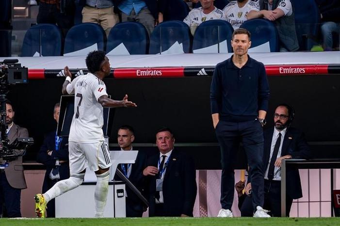 68fe96514c59b772a4041d18