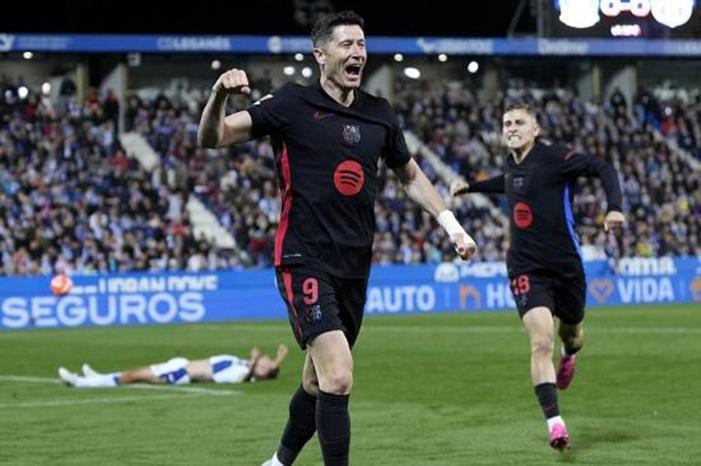 بايرن ميونخ يُزاحم برشلونة في صفقة بديل ليفاندوفسكي barcelona-6