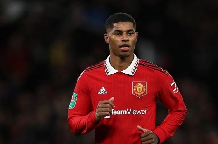 نجم برشلونة يَدعم راشفورد: لن يَقدر المُنافسون على إيقافه marcus-rashford-31-2-1