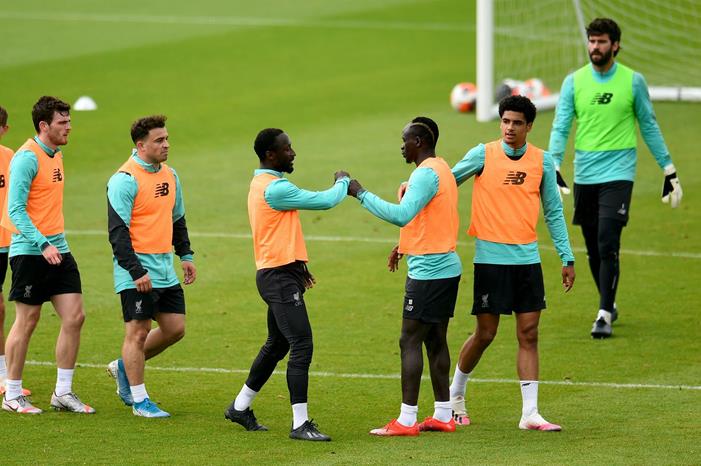 ليفربول يودع ملعبه بعد 70 عام 90c5b3e7b8