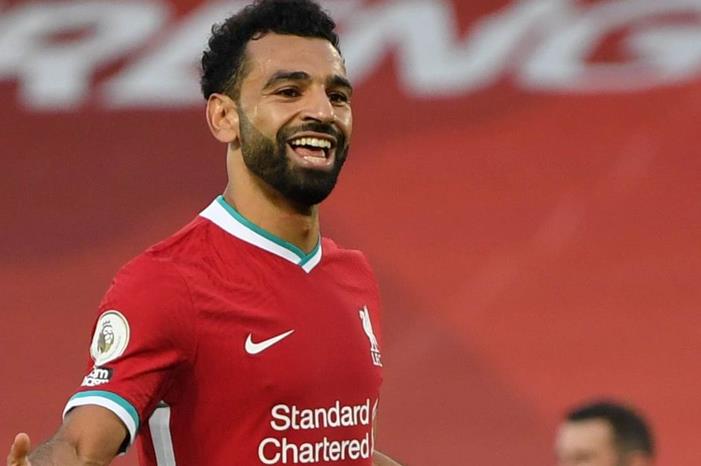 وصلة رقص لصلاح وابنته مكة في حفل زفاف شقيقه 76cbf2ce-f26f-40b6-a5fe-559df8d1afd7