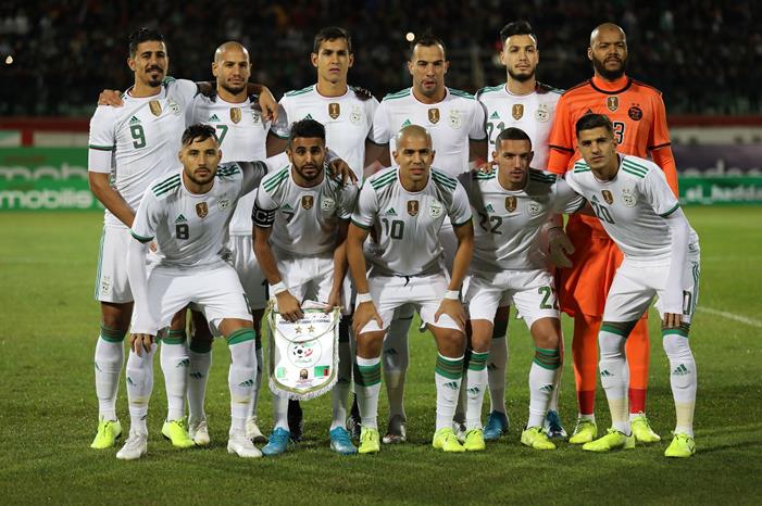 الجزائر يواجه زيمبابوي في طريقه للحفاظ على لقبه Ei1SjK1XYAE1kEl