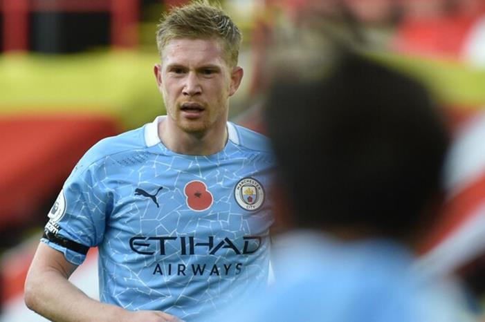 دي بروين يحسم أمر استمراره مع مانشستر سيتي 5fb21e4e4236047253778547