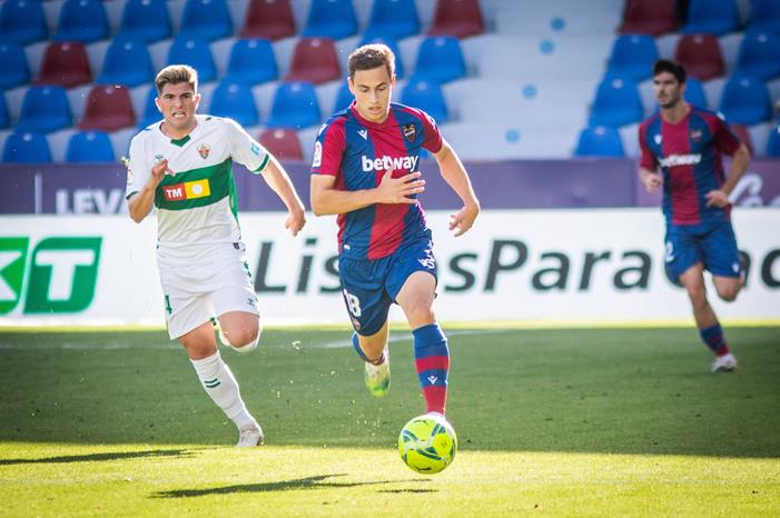 VKXwNdEnWq4UFW8AIK7K2