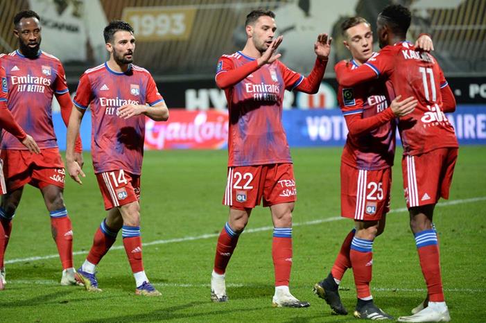 87977-lyon-move-second-in-ligue-1-montpellier-win-thriller